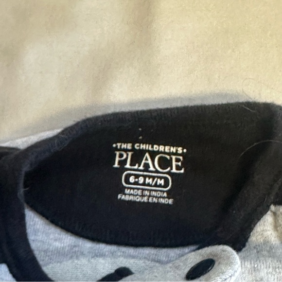 The Children's Place - Gray and Black Footies One Piece Sleeper - Picture 2 of 4